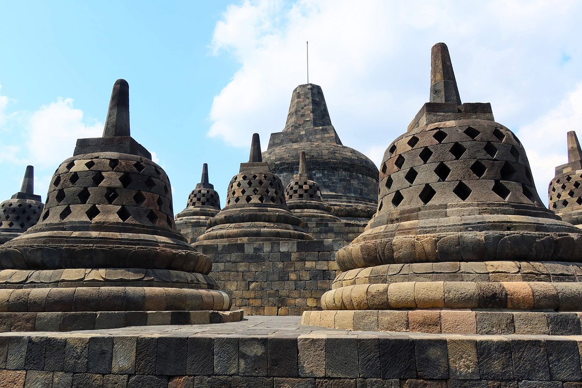 Borobudur Tour Package 4D3N